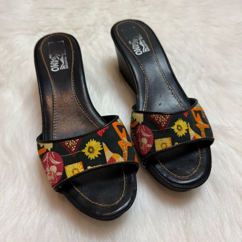 Vintage Salvatore Ferragamo Denim Studded Floral Pattern Wooden Wedges - Picture 3 of 7